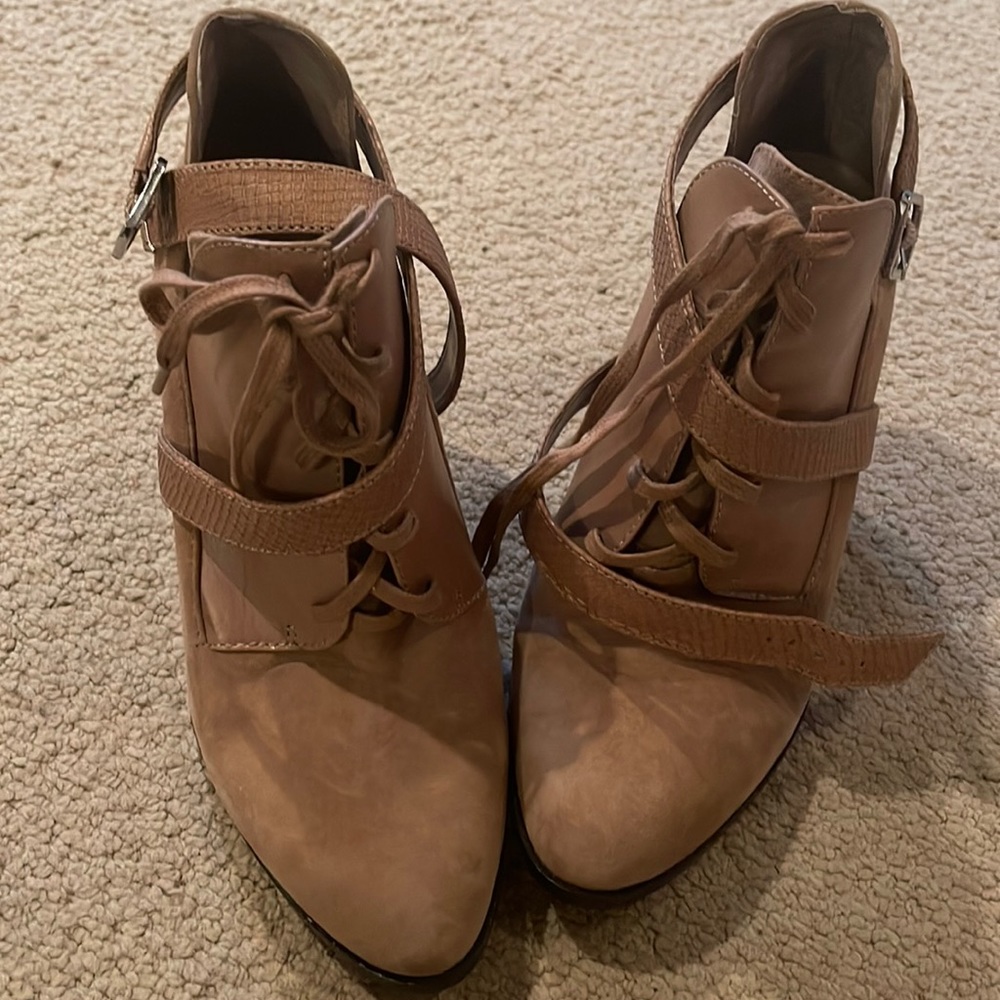 GB booties